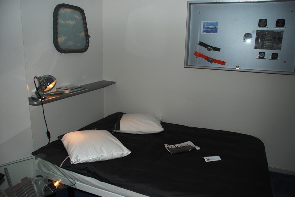 Hostellerie De Geneve Vevey Room photo